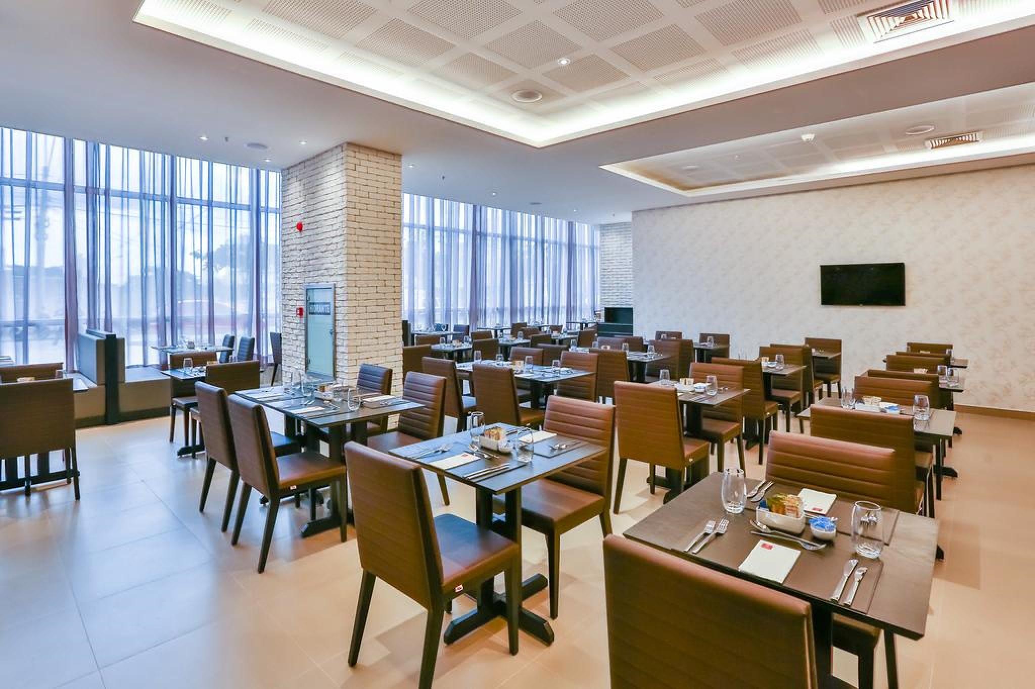 Clarion Goiânia Orion Hotel Exterior foto The restaurant